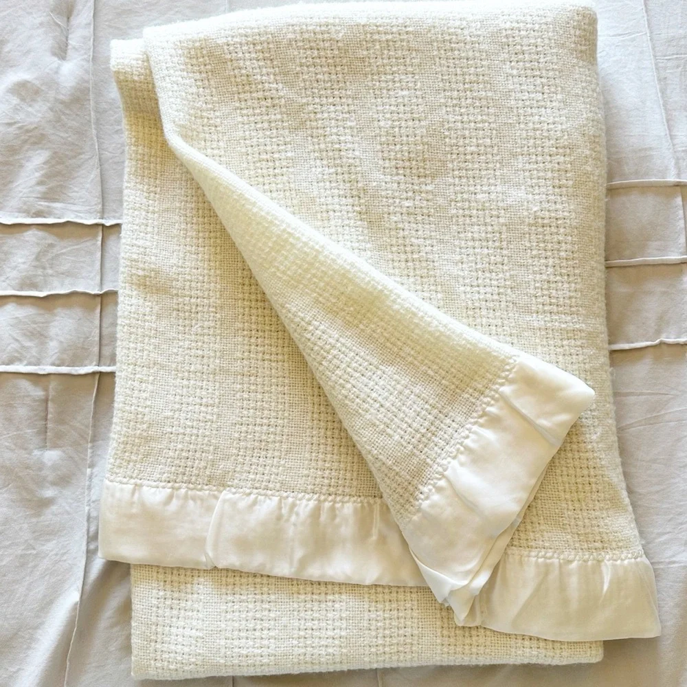 Vintage Faribo Wool & Acrylic Blanket Ivory Satin Trim Twin
